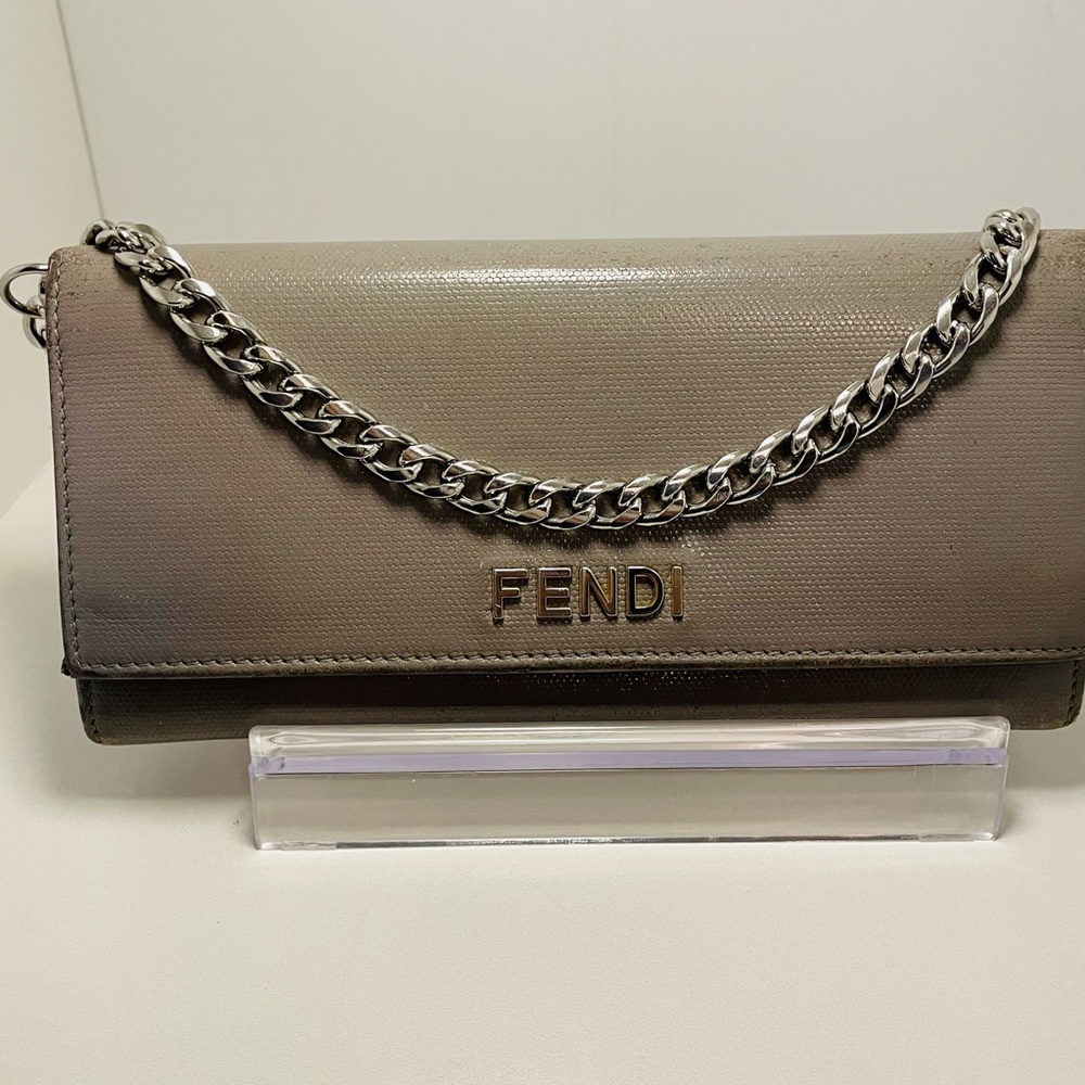 COPY - Fendi authentic Continental wallet with removable chain - Picture 13 of 15